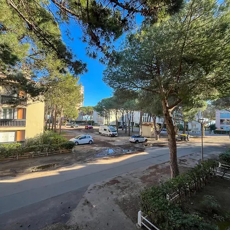 Argeles-plage: T2 Confortable, Proche Et Commerces - Fr-1-753-28 *