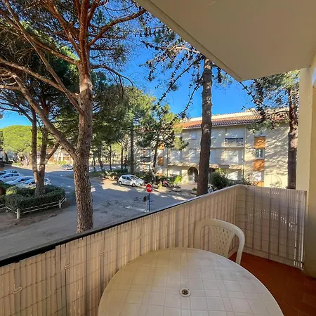 Argeles-plage: T2 Confortable, Proche Et Commerces - Fr-1-753-28 * Argeles-sur-Mer